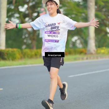Runner Photo 7746735
