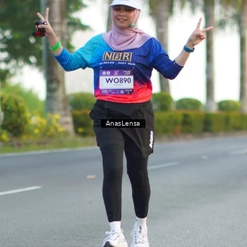Runner Photo 7746752