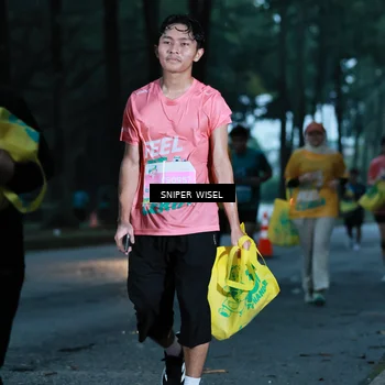 Runner Photo 7746758