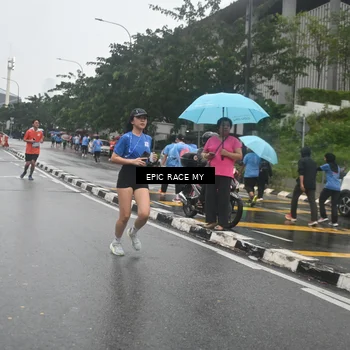 Runner Photo 7746771