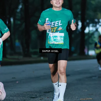 Runner Photo 7746774
