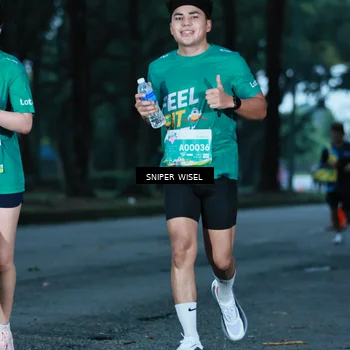 Runner Photo 7746777