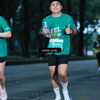 Runner Photo 7746803