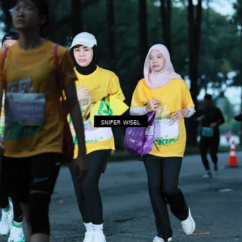 Runner Photo 7746805