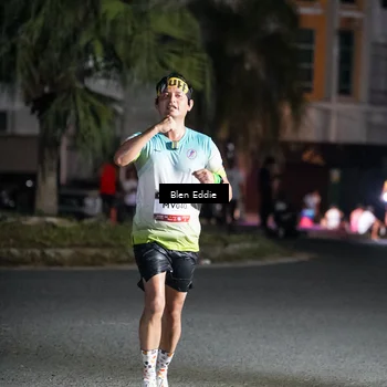 Runner Photo 7746834