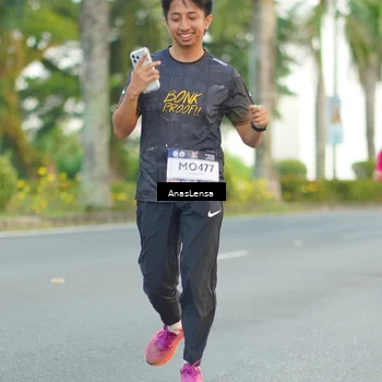 Runner Photo 7746836