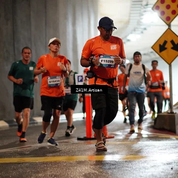 Runner Photo 7746847