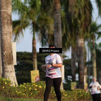 Runner Photo 7746857