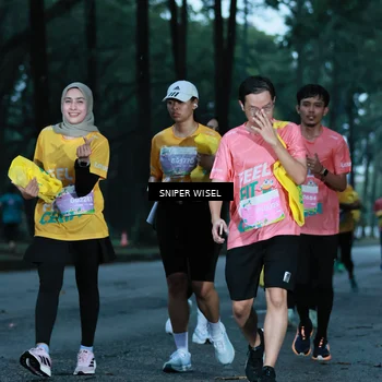 Runner Photo 7746864