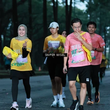 Runner Photo 7746870