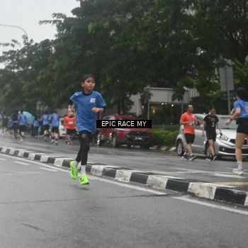 Runner Photo 7746872