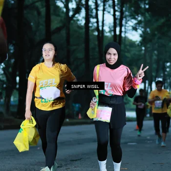 Runner Photo 7746878