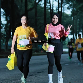 Runner Photo 7746882