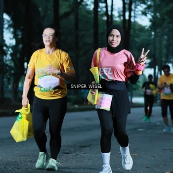 Runner Photo 7746888