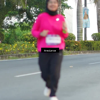 Runner Photo 7746889