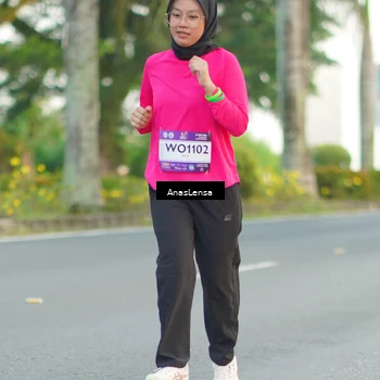 Runner Photo 7746910