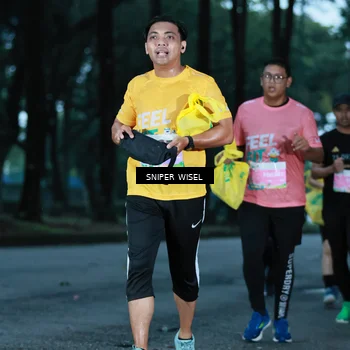 Runner Photo 7746918