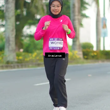 Runner Photo 7746923