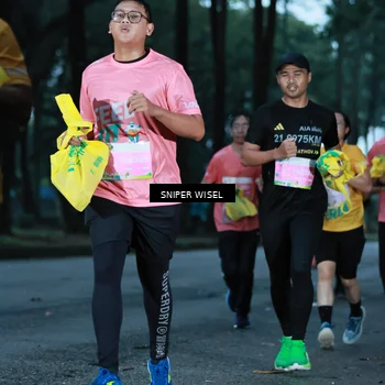 Runner Photo 7746925