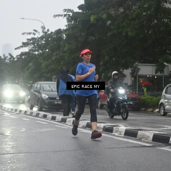 Runner Photo 7746940