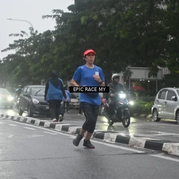 Runner Photo 7746945