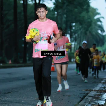 Runner Photo 7746953