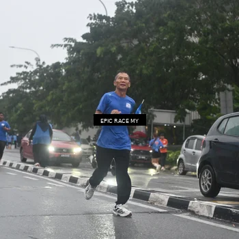 Runner Photo 7746957