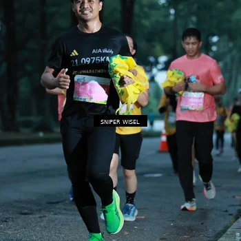 Runner Photo 7746960