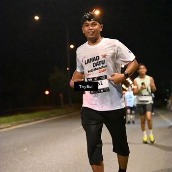 Runner Photo 7746964