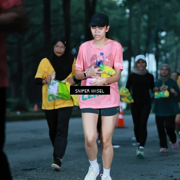 Runner Photo 7746972