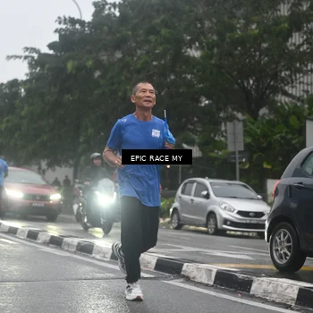 Runner Photo 7746975