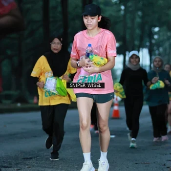 Runner Photo 7746981