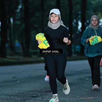 Runner Photo 7746989