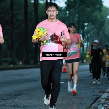 Runner Photo 7746997