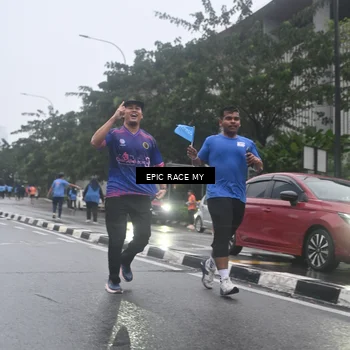Runner Photo 7746998