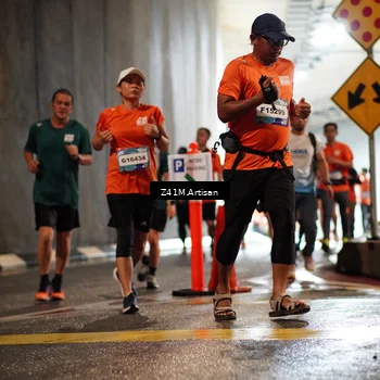 Runner Photo 7747006
