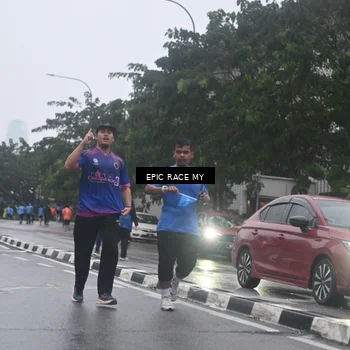 Runner Photo 7747007