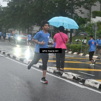 Runner Photo 7747019