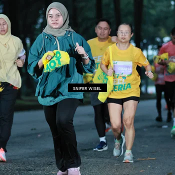 Runner Photo 7747024