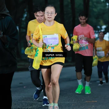 Runner Photo 7747026