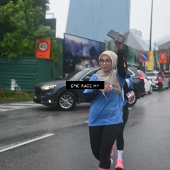 Runner Photo 7747042