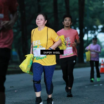 Runner Photo 7747044