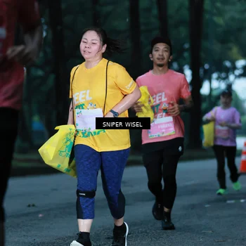 Runner Photo 7747046