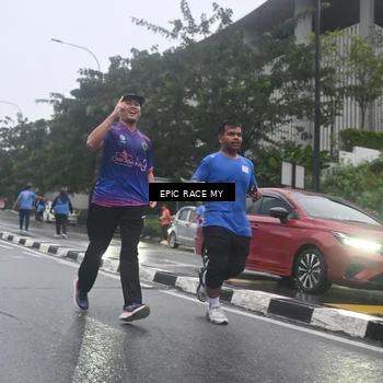 Runner Photo 7747048