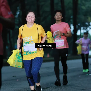 Runner Photo 7747052
