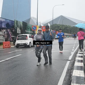 Runner Photo 7747053