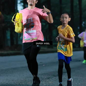 Runner Photo 7747058