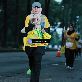 Runner Photo 7747072