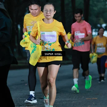Runner Photo 7747082