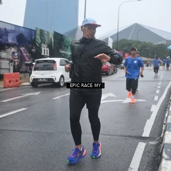 Runner Photo 7747085